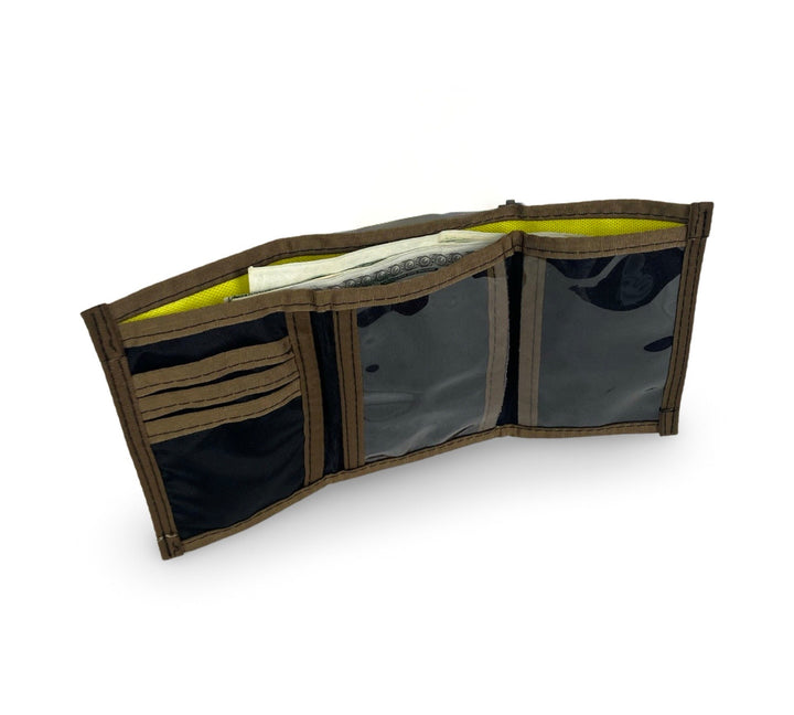 DELUXE TRI-FOLD WALLET