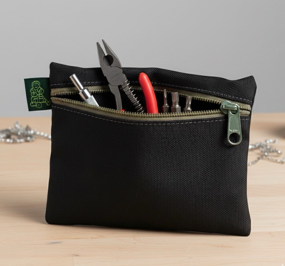 SMALL POUCH